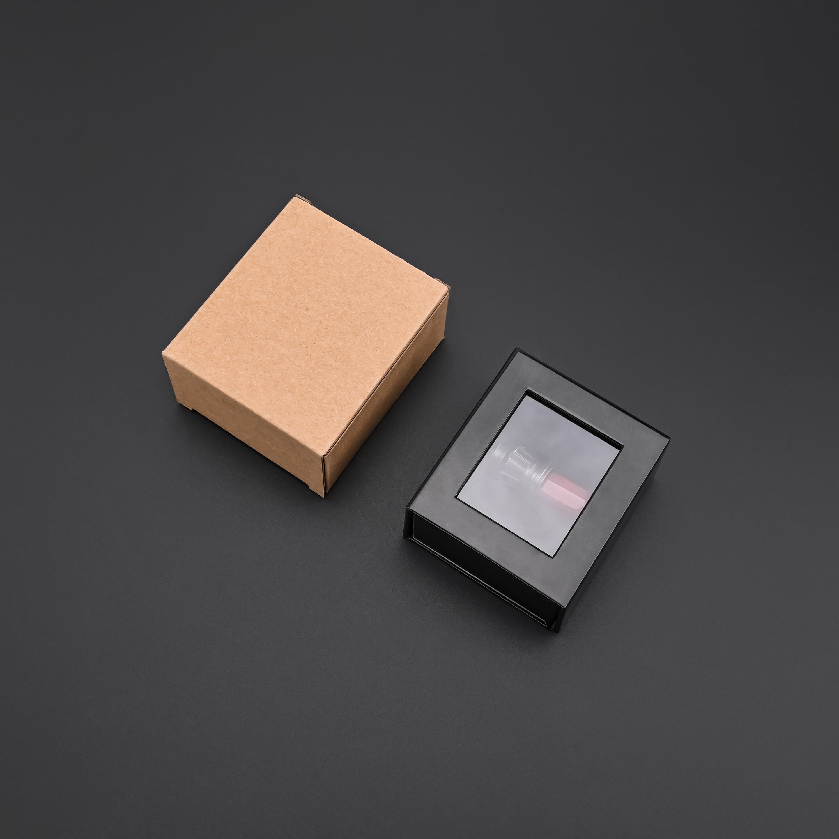 Kyber CrystalNecklace in box