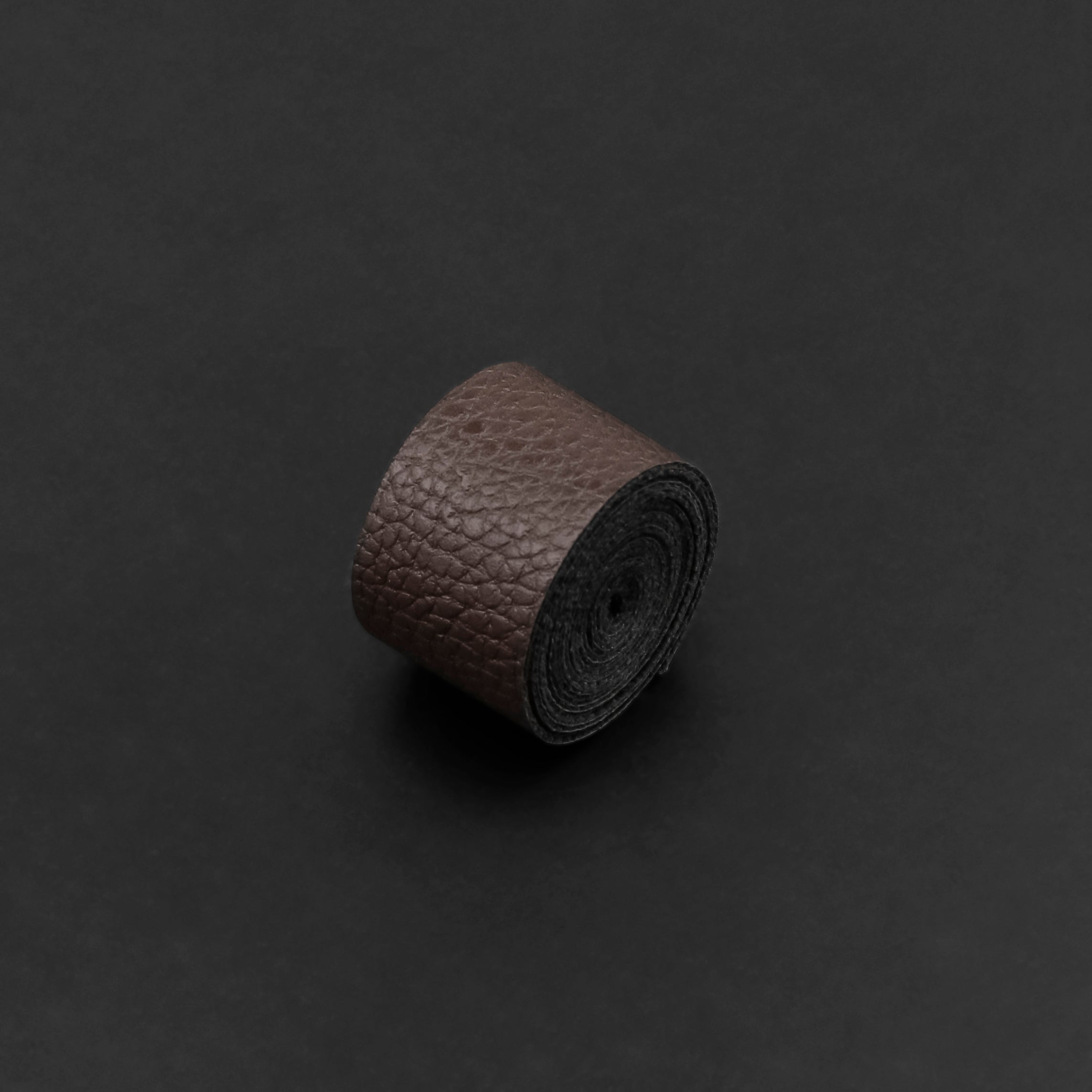 Dark brown grip belt