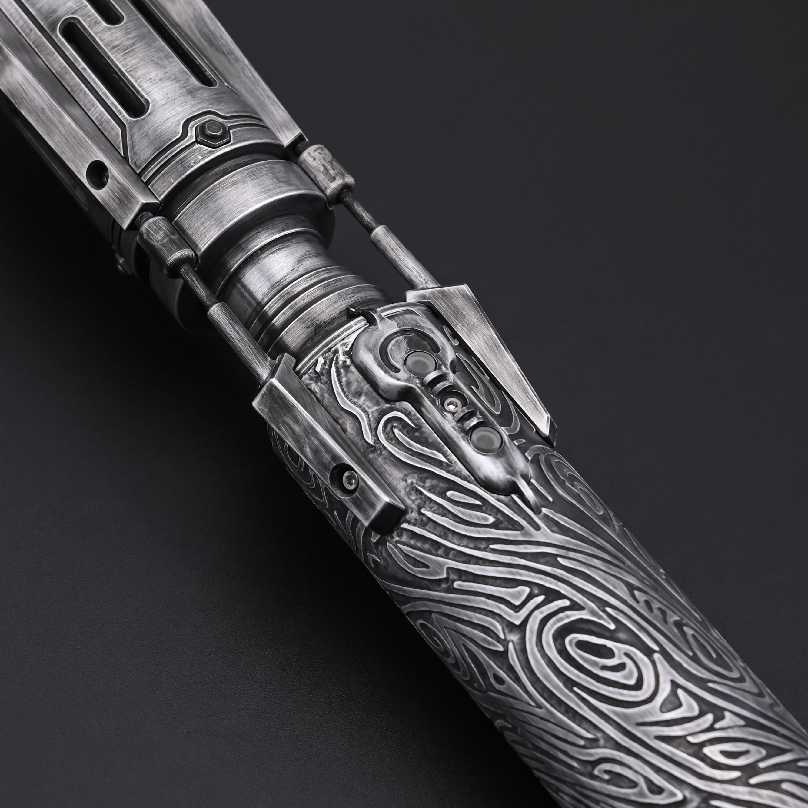 Satele Shan saber