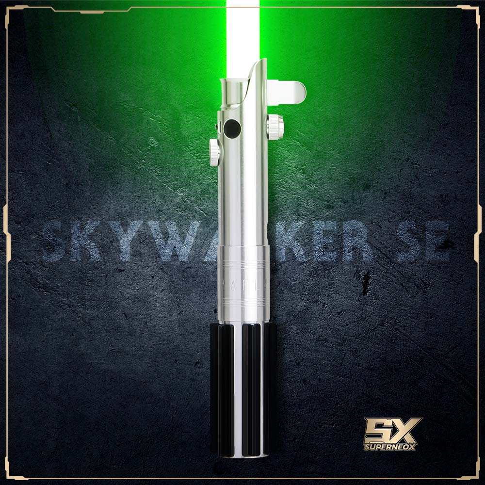 Skywalker SE lightsaber