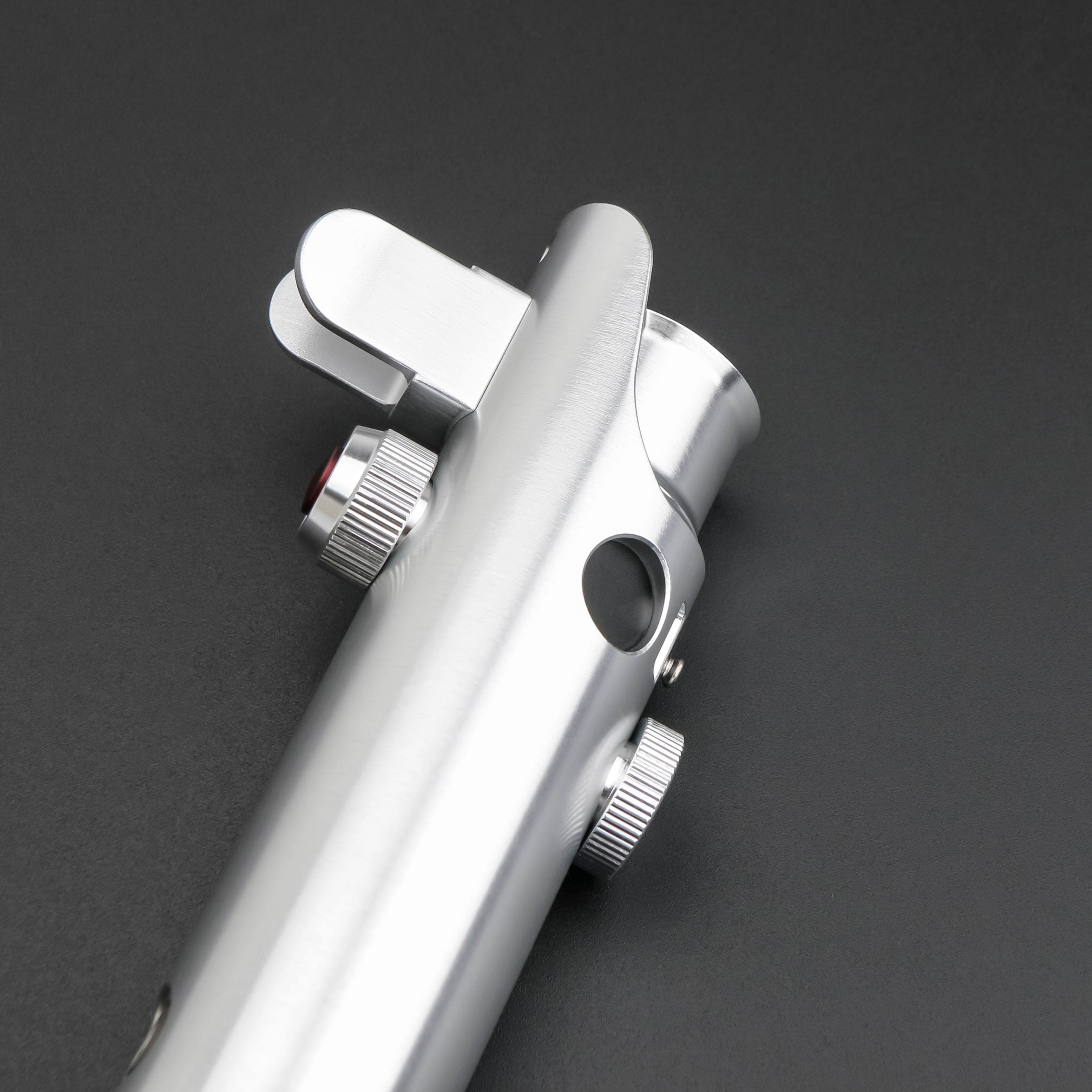 Skywalker SE lightsaber emitter