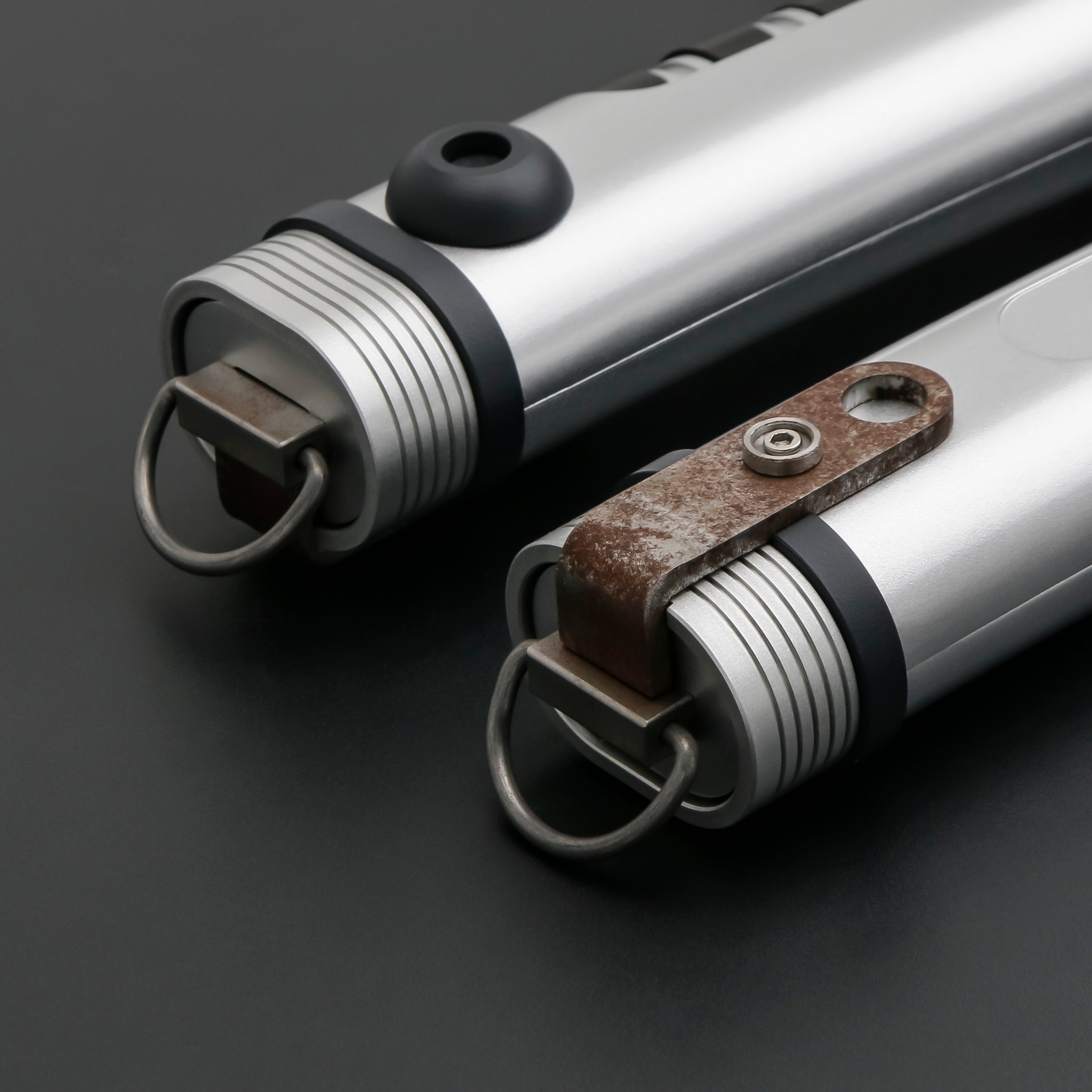 Ahsoka Tano dual lightsaber saddle cap