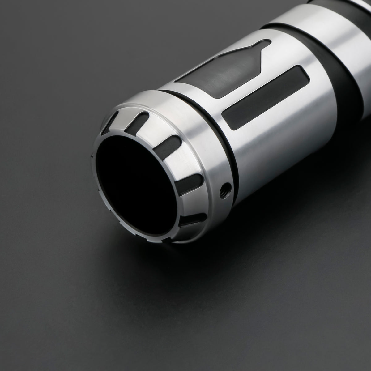 Beskar Echo saber 