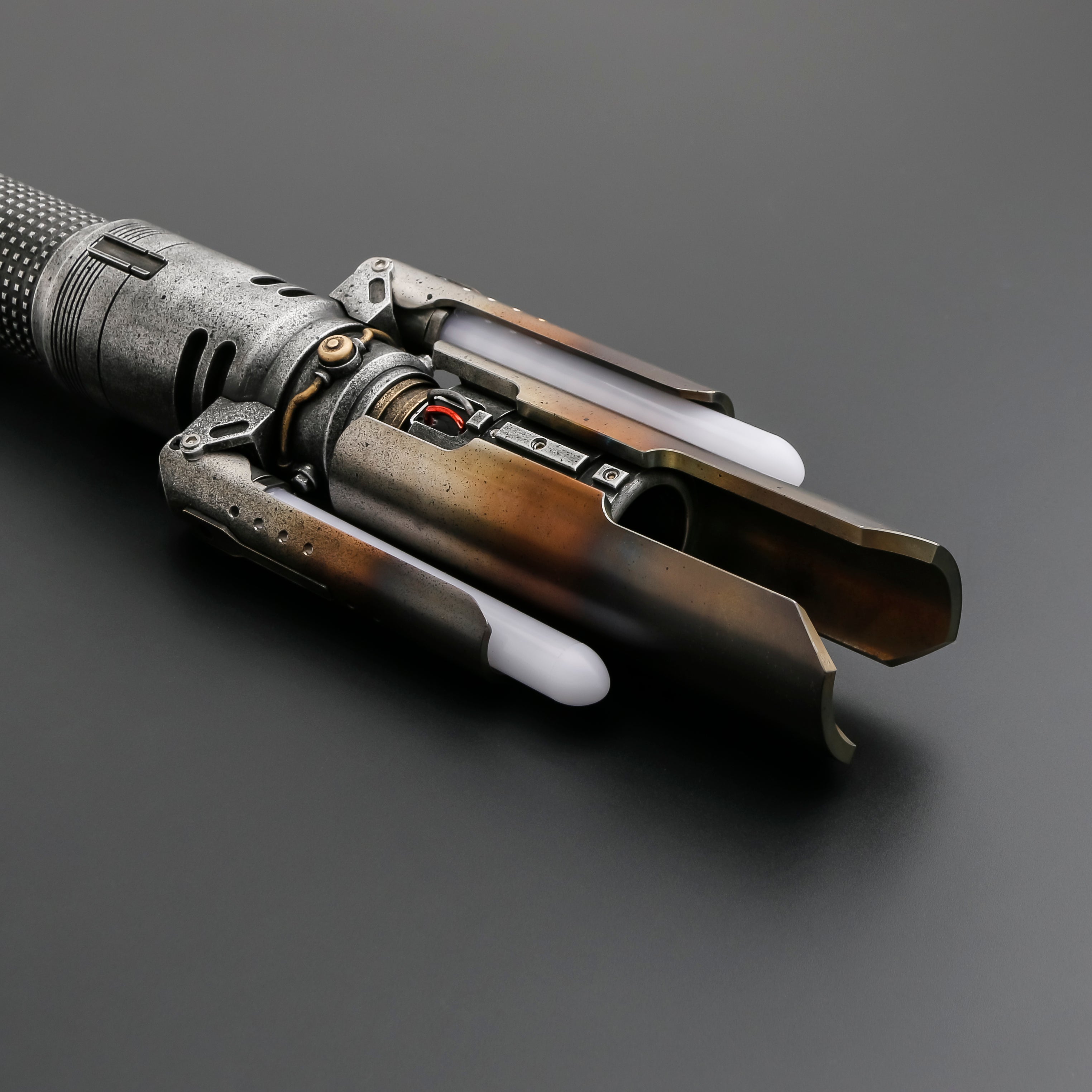その他 CAL CROSS Cal Kestis Jedi Survivor Weathered Crossguard Lightsaber – SUPERNEOX®