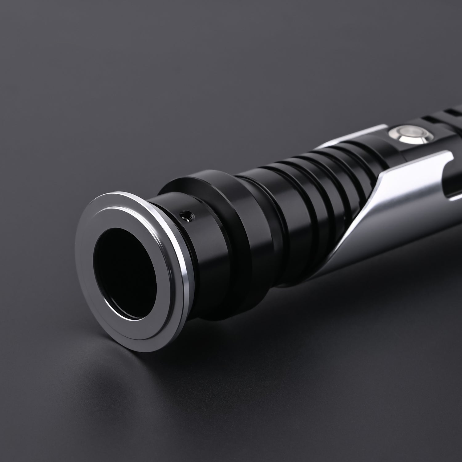 Qui Gon SE lightsaber hilt details