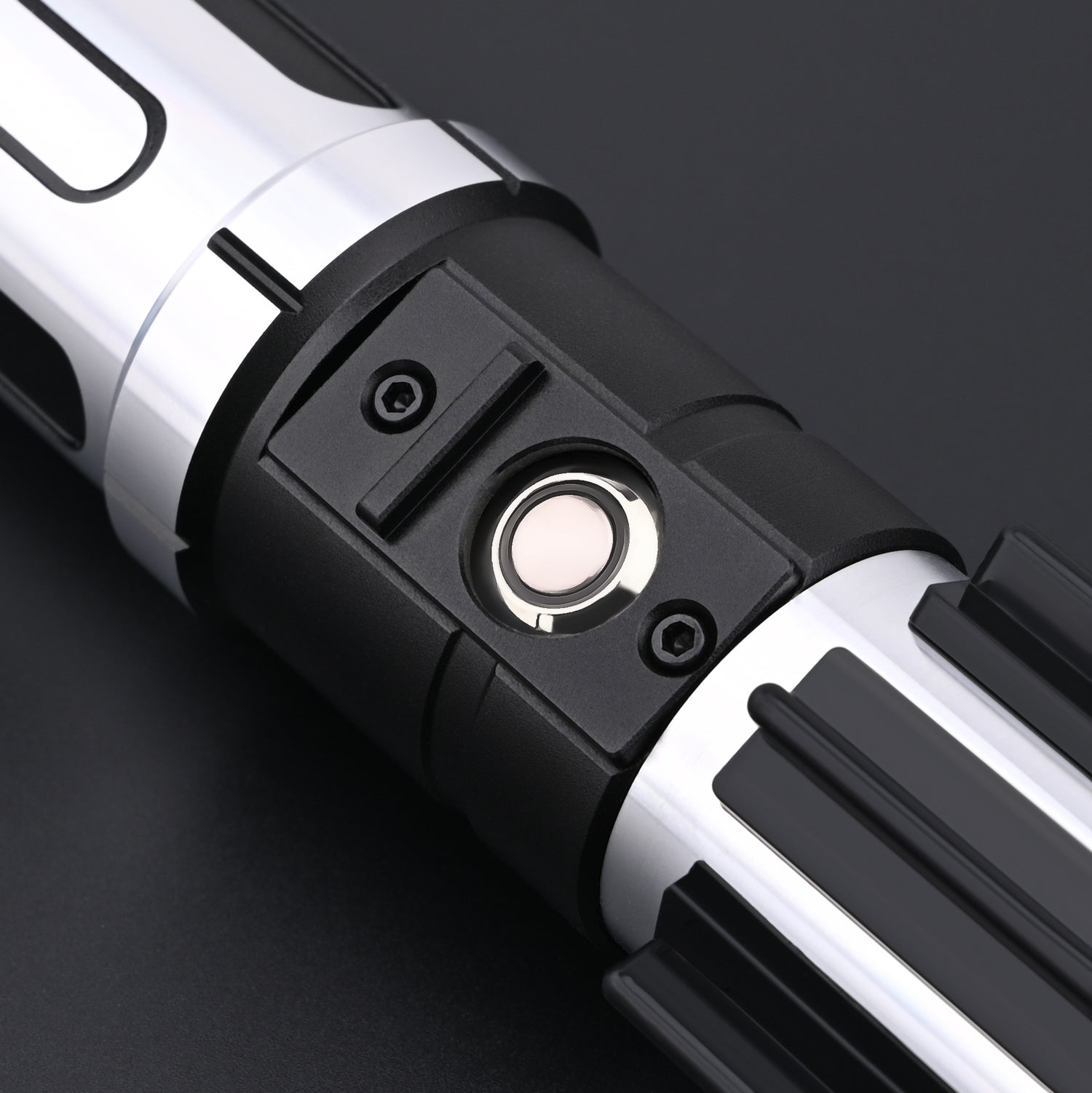 Reaver Saber Details