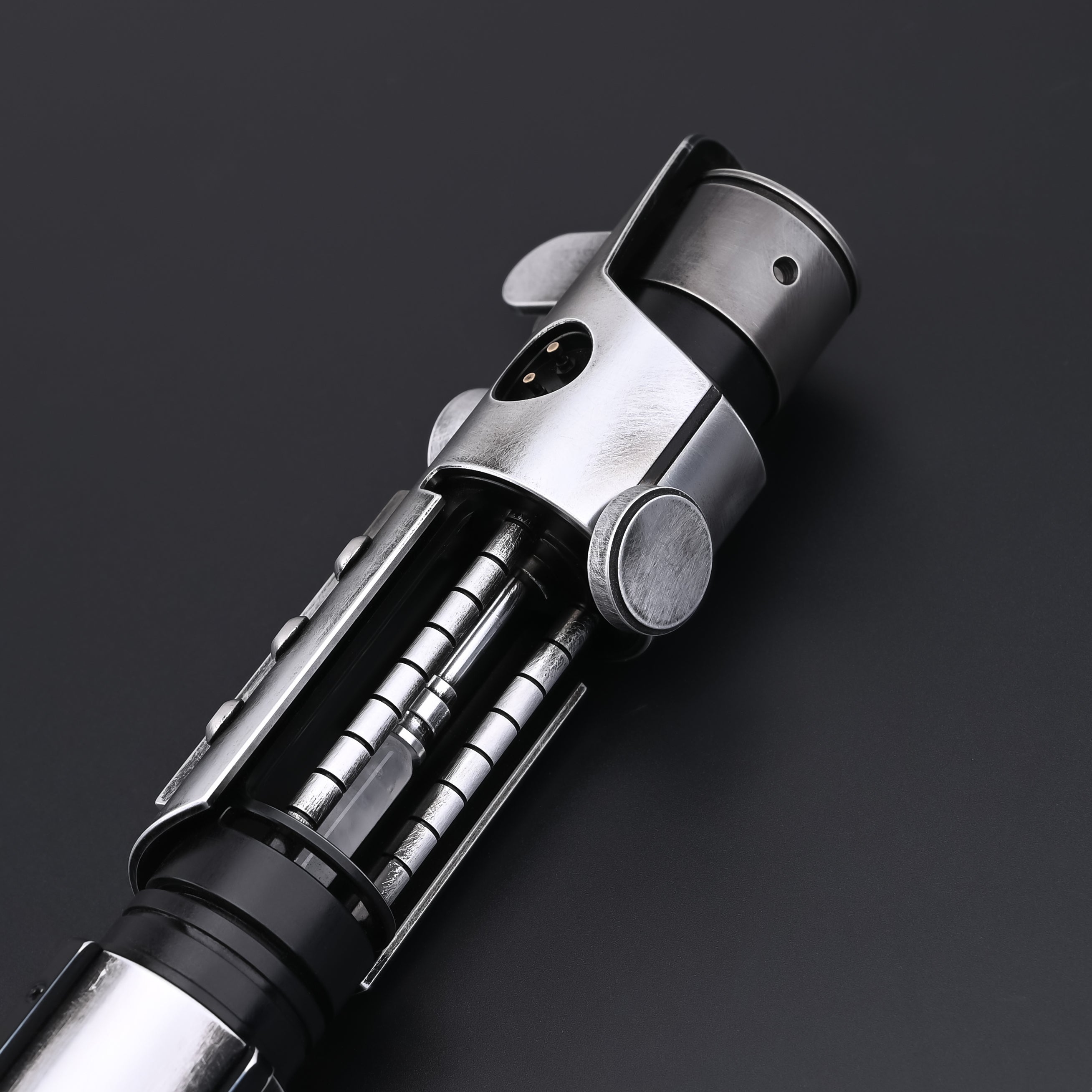 SK1 Weathered Lightsaber handle Details