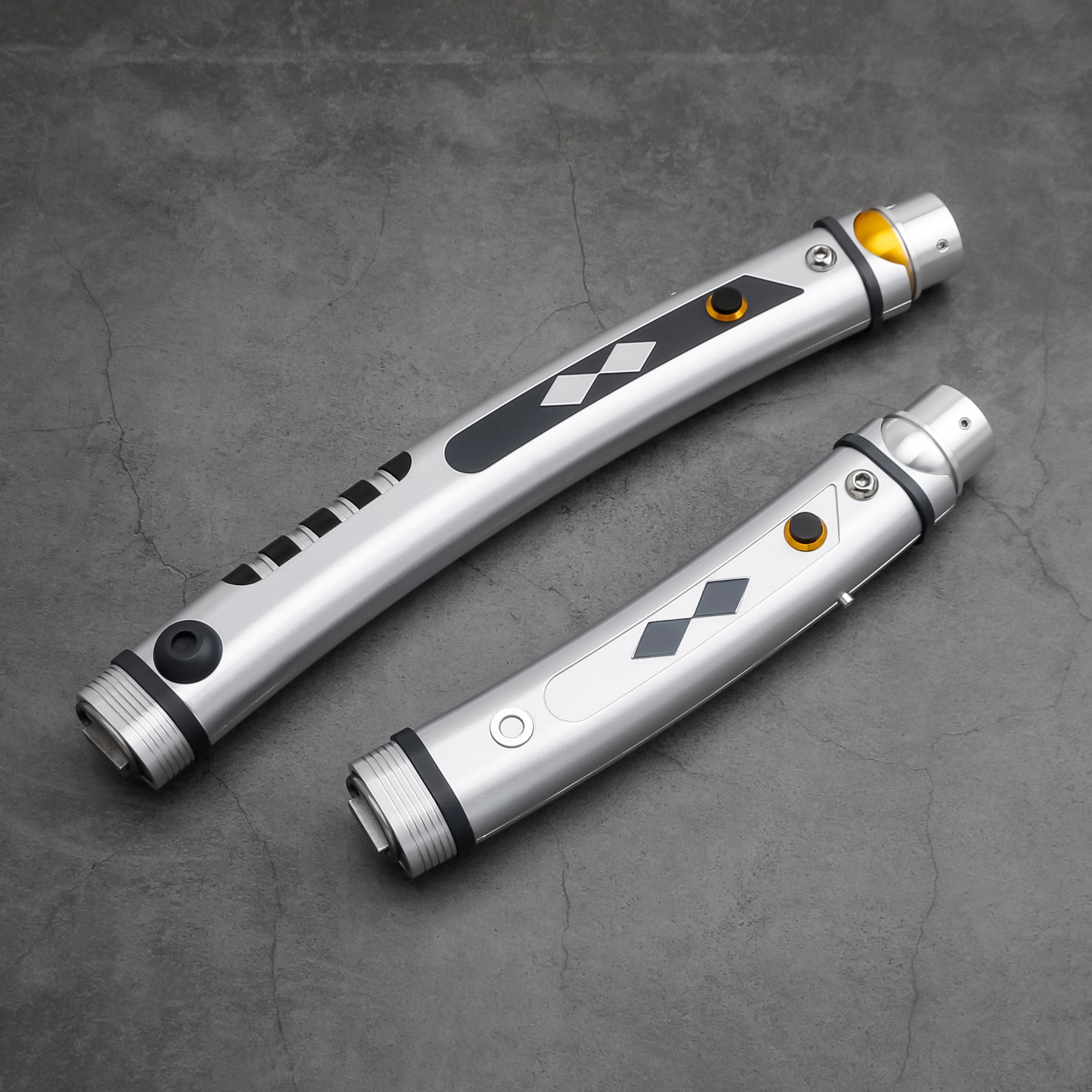 Ahsoka Tano shoto lightsaber